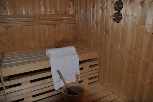 Relais De La Malmaison Paris Hôtel-spa Hotel 4*
